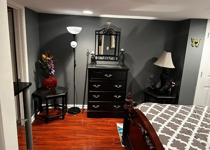 Quiet And Spacious Room1
