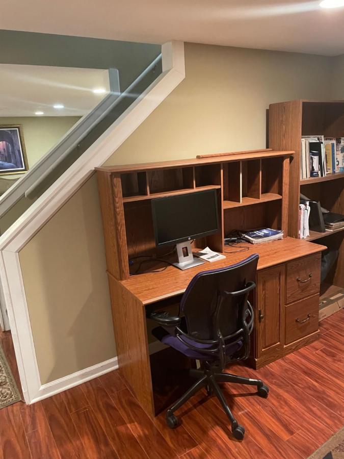 Quiet And Spacious Room1 Bolingbrook