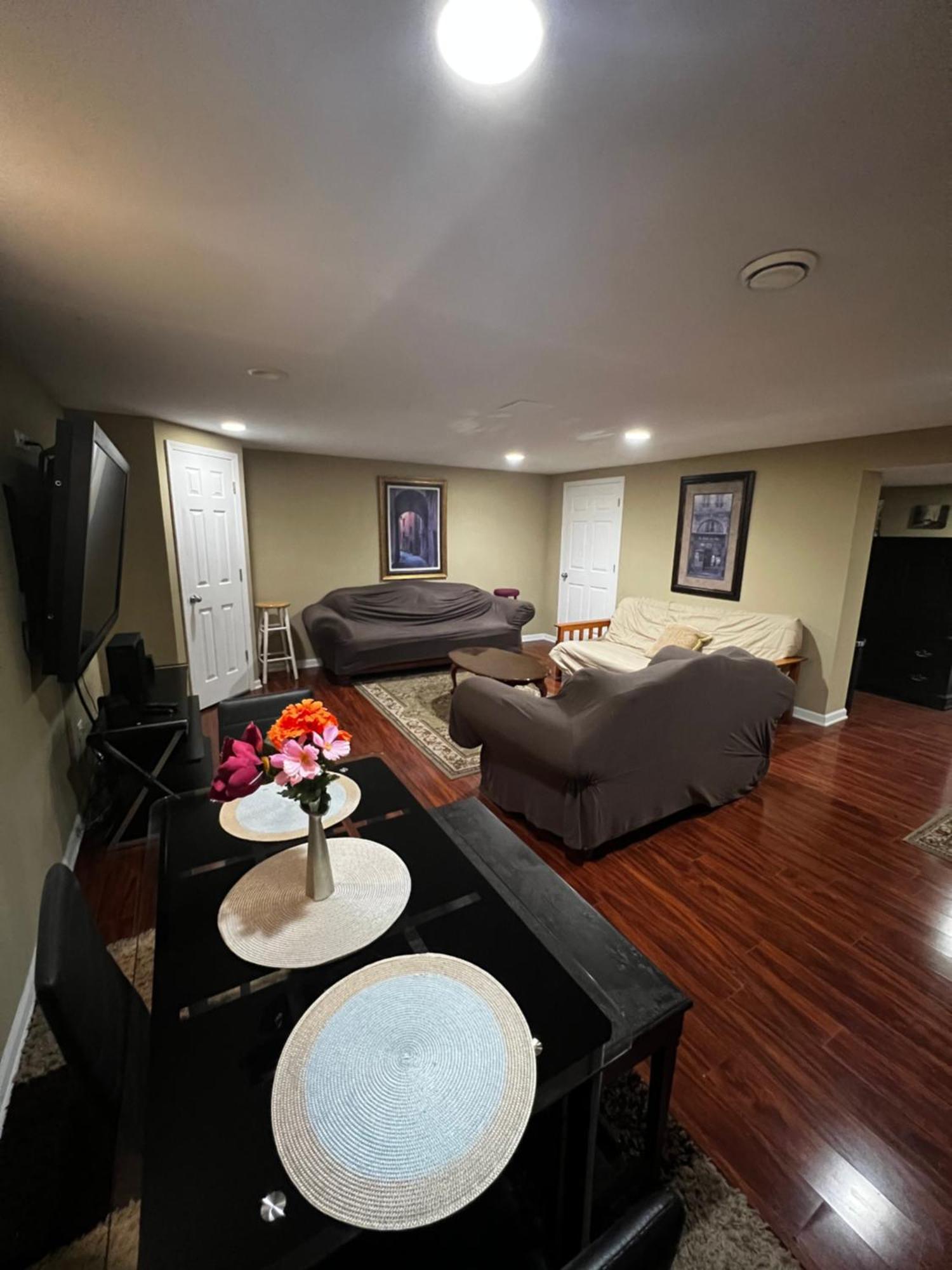 Quiet And Spacious Room1